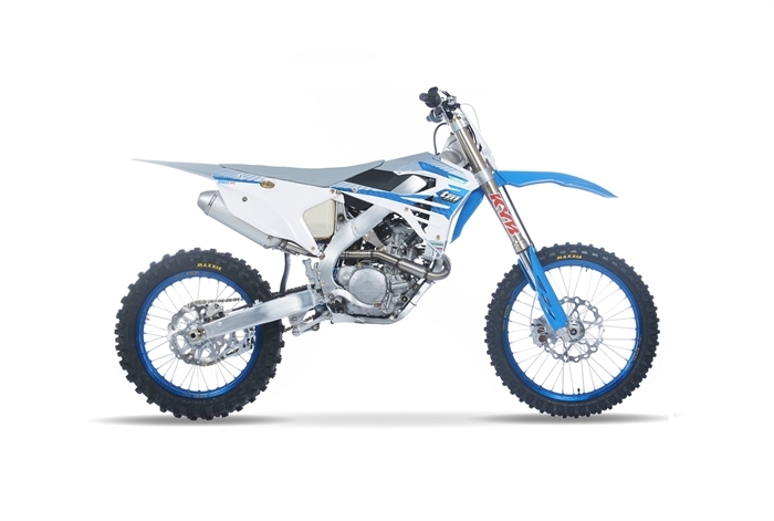 TM Plastik kit 4T 22-26dobbelt udstødning